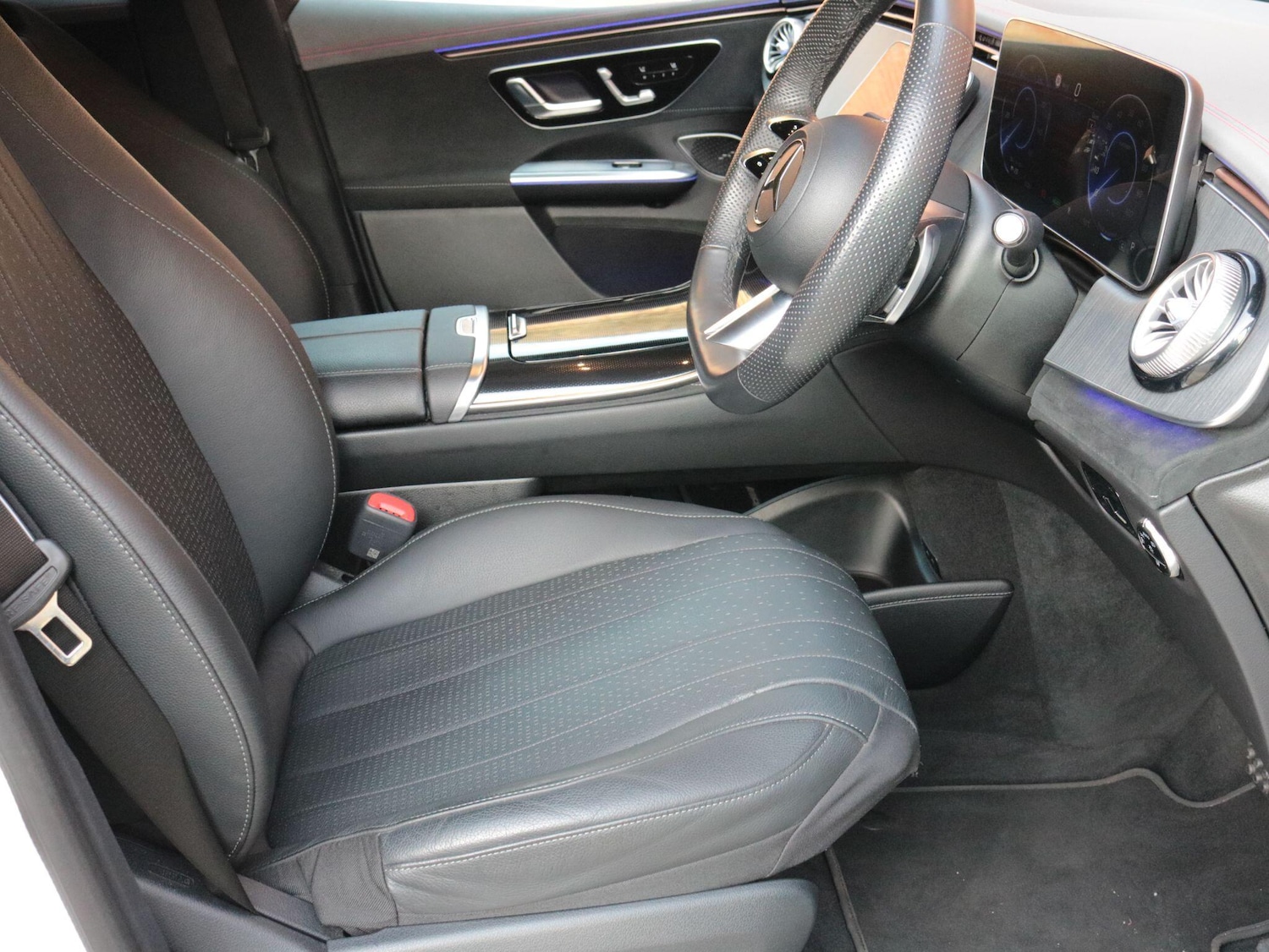 Used Mercedes-Benz EQA 2024 for sale - 76926075: Photo 16