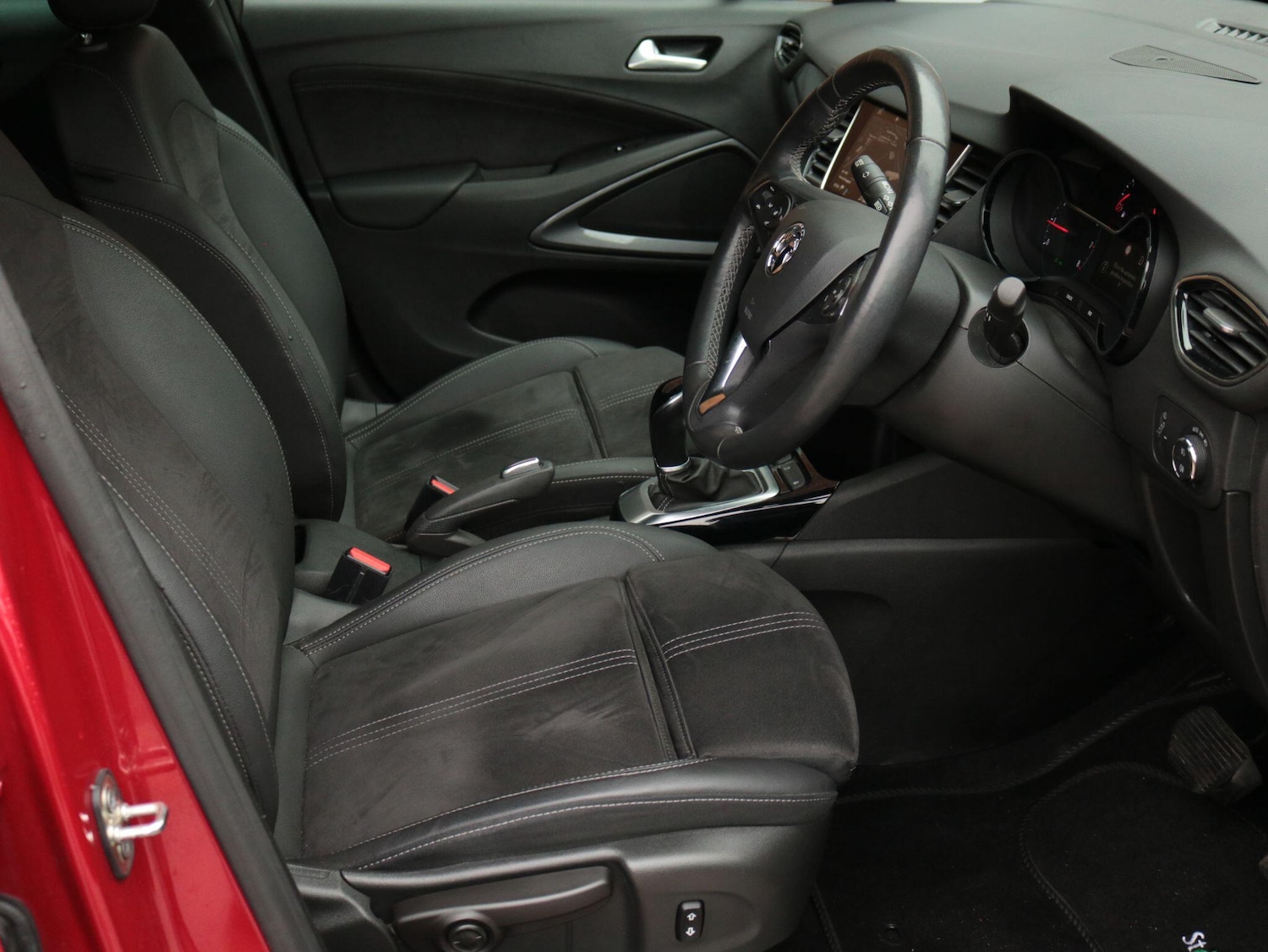 Used Vauxhall Crossland 2022 for sale - 77163619: Photo 13