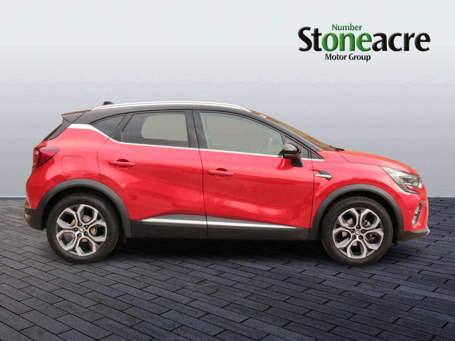 Used Renault Captur 2024 for sale - 77710526: Photo 2