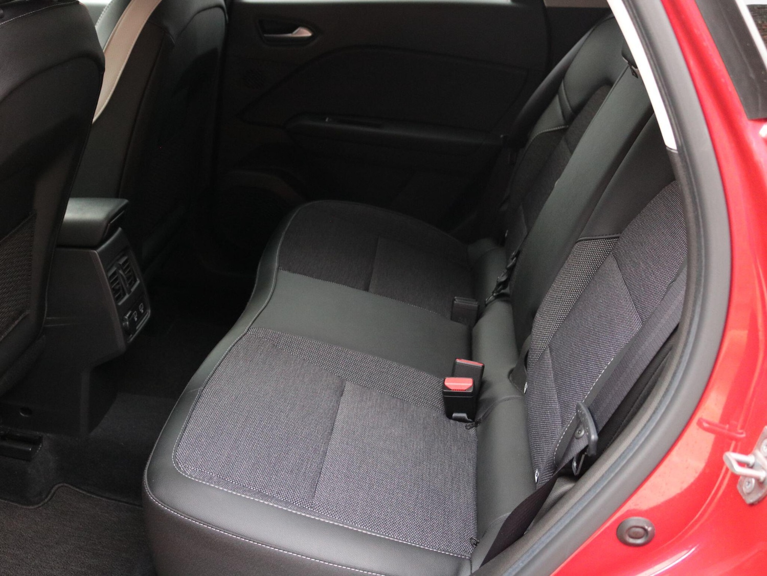 Used Renault Captur 2024 for sale - 77710526: Photo 22