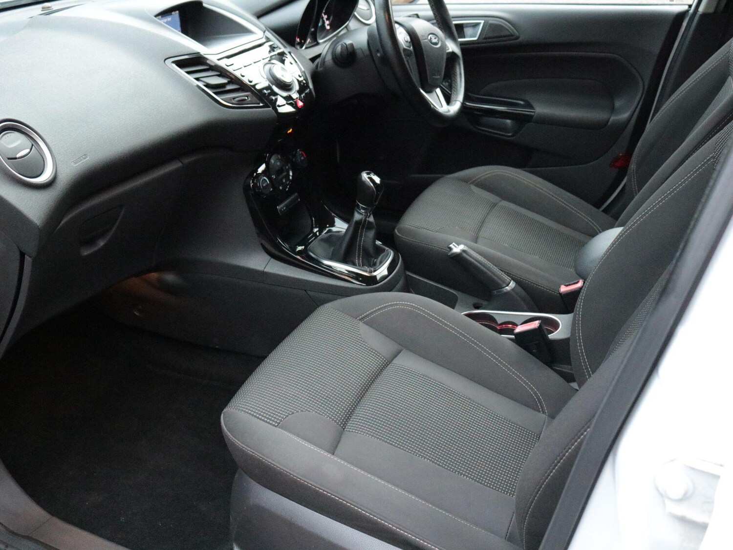 Used Ford Fiesta 2017 for sale - 77574195: Photo 15