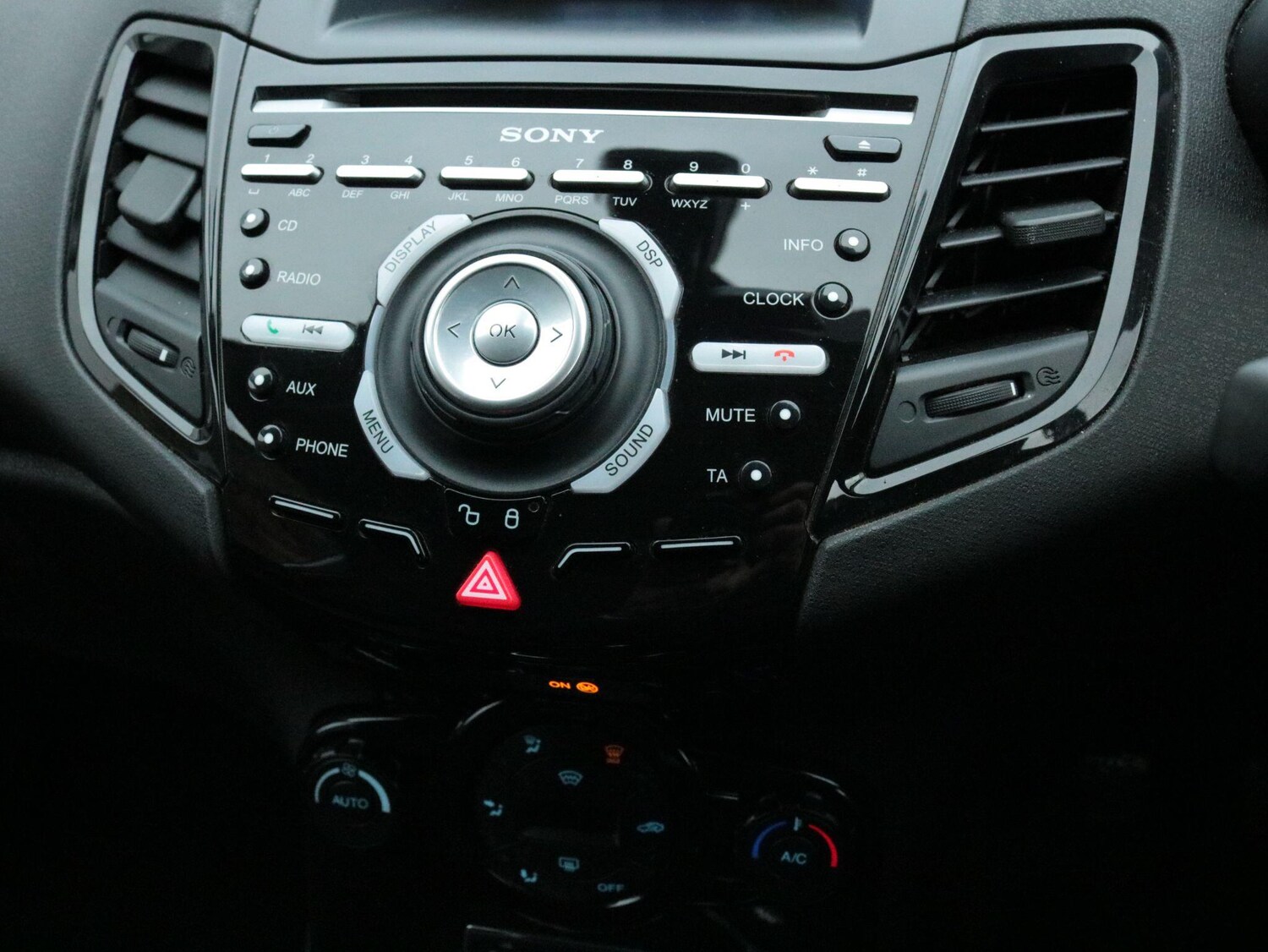 Used Ford Fiesta 2017 for sale - 77574195: Photo 19