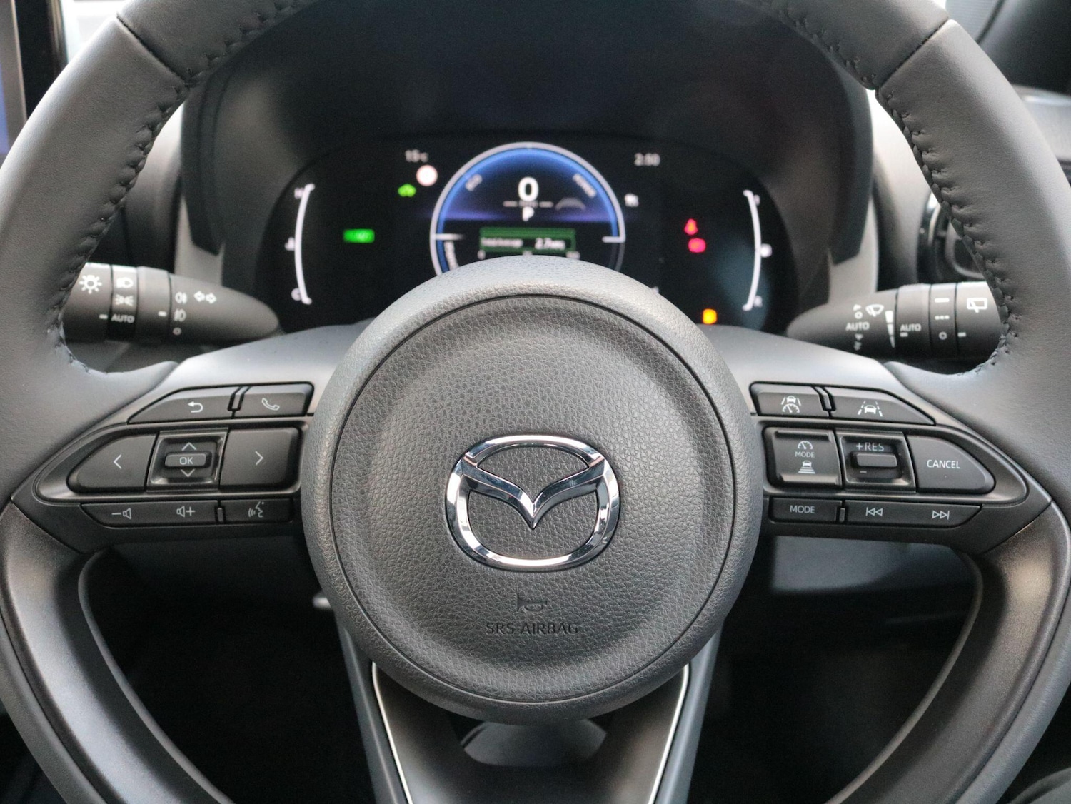 Used Mazda Mazda2 HYBRID 2025 for sale - 76608555: Photo 16