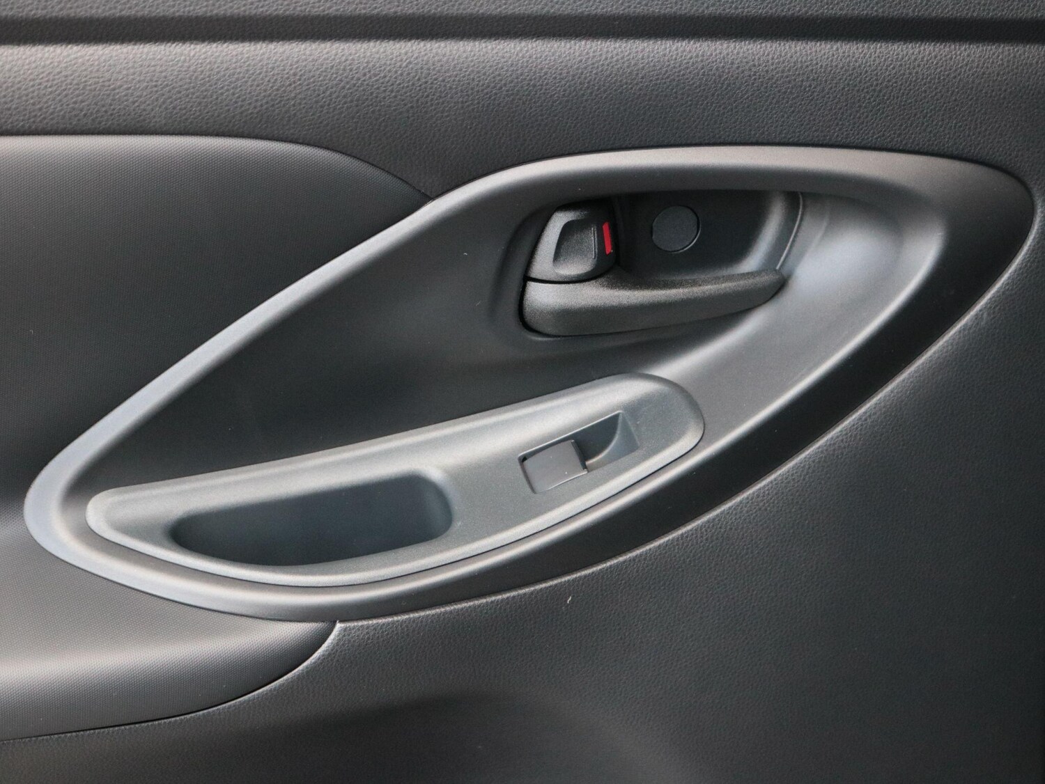 Used Mazda Mazda2 HYBRID 2025 for sale - 76608555: Photo 25