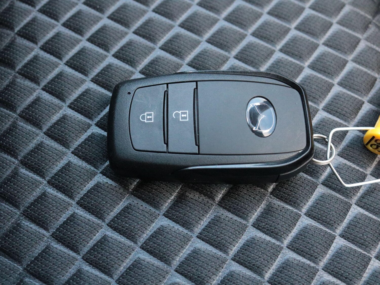 Used Mazda Mazda2 HYBRID 2025 for sale - 76608555: Photo 28