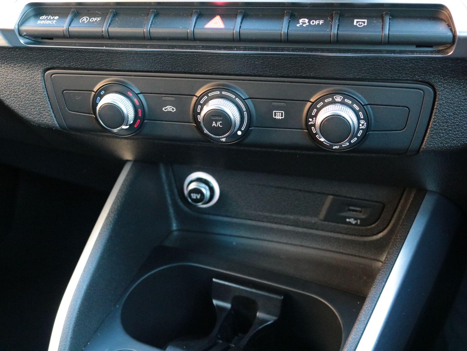 Used Audi Q2 2017 for sale - 76646265: Photo 21