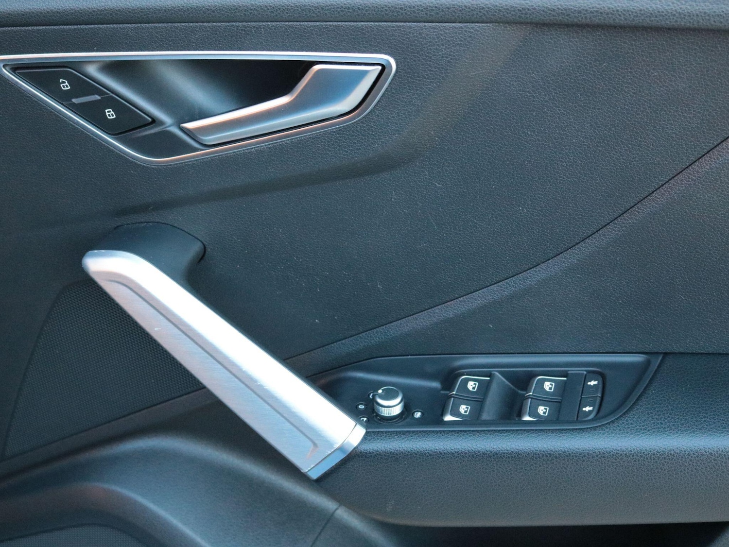 Used Audi Q2 2017 for sale - 76646265: Photo 27