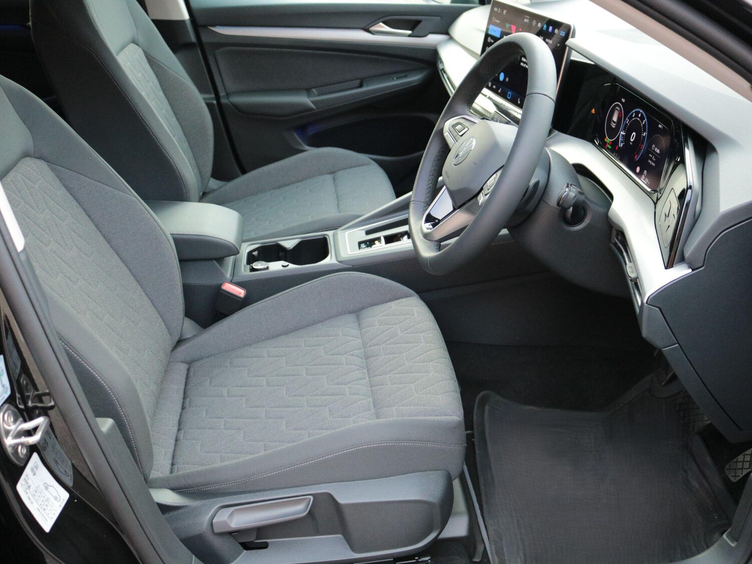 Used Volkswagen Golf 2025 for sale - 77425452: Photo 11