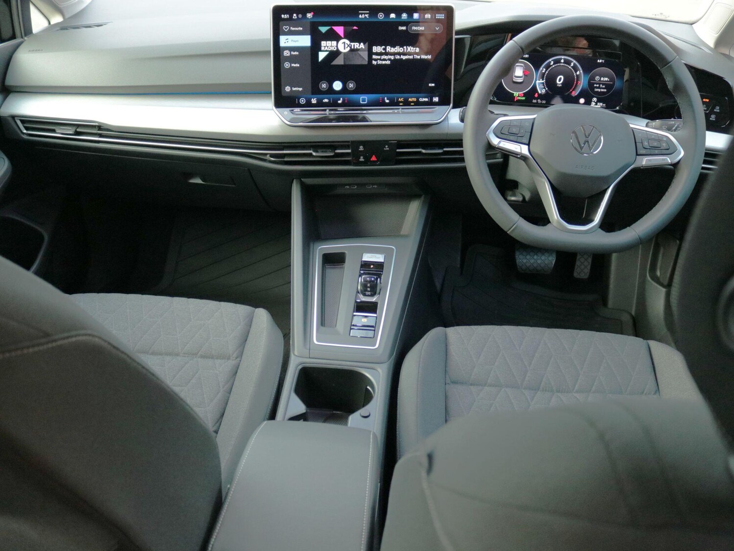 Used Volkswagen Golf 2025 for sale - 77425452: Photo 12