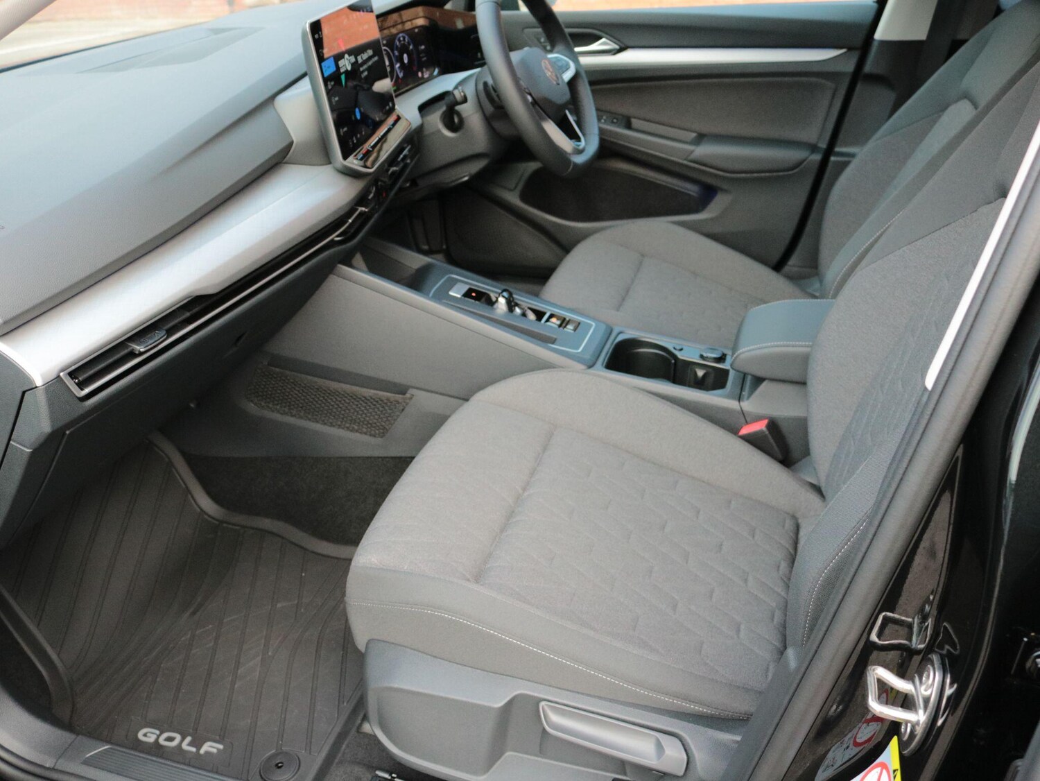 Used Volkswagen Golf 2025 for sale - 77425452: Photo 13