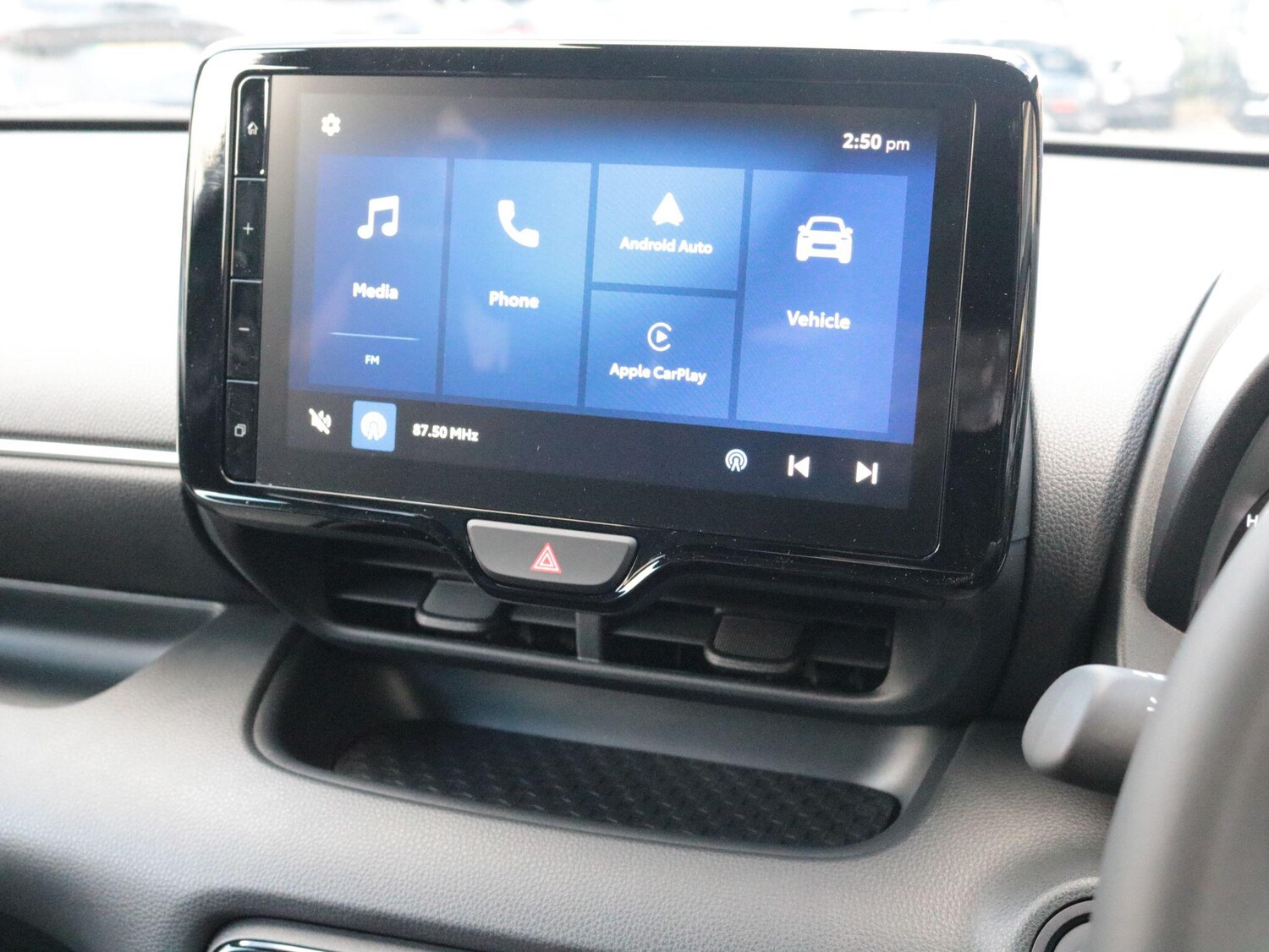 Used Mazda Mazda2 HYBRID 2025 for sale - 77377637: Photo 16