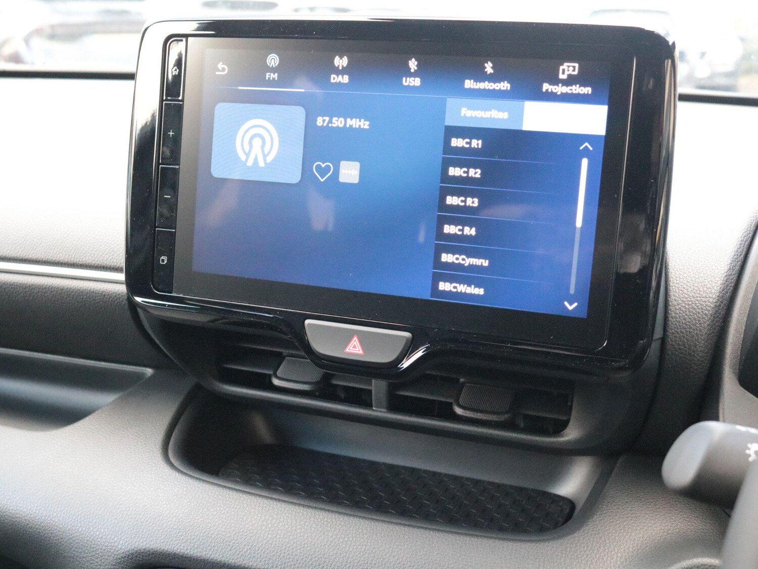 Used Mazda Mazda2 HYBRID 2025 for sale - 77377637: Photo 18