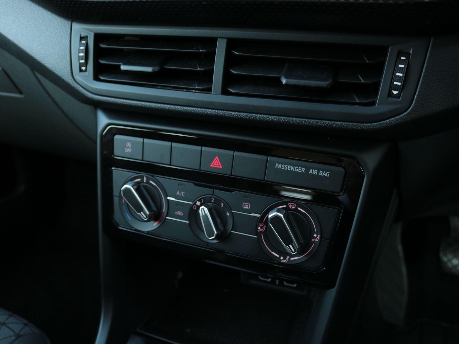 Used Volkswagen T-Cross 2021 for sale - 77768237: Photo 21