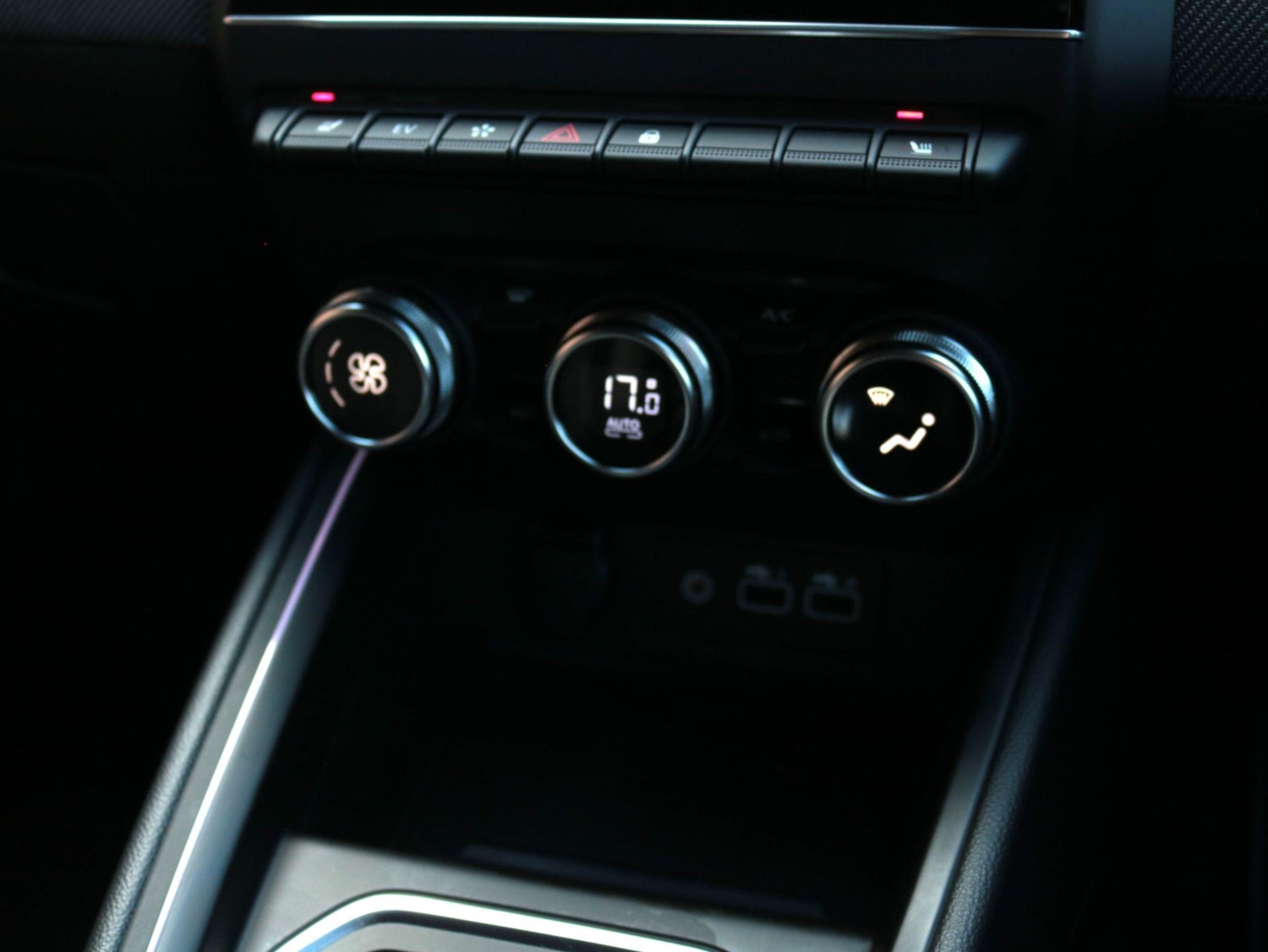 Used Renault Clio for sale - 78136419: Photo 27