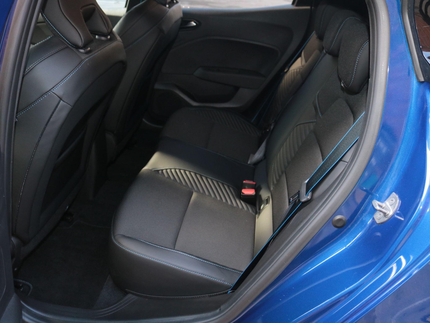 Used Renault Clio for sale - 78136419: Photo 31