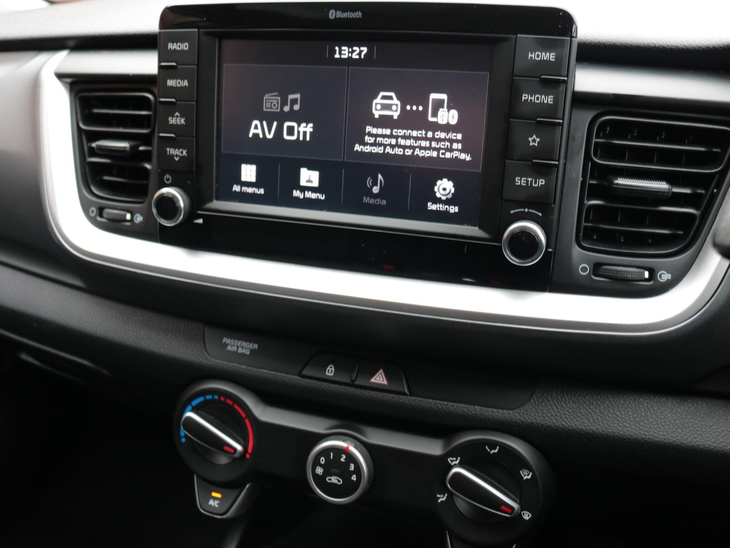 Used Kia Stonic 2018 for sale - 76561937: Photo 18