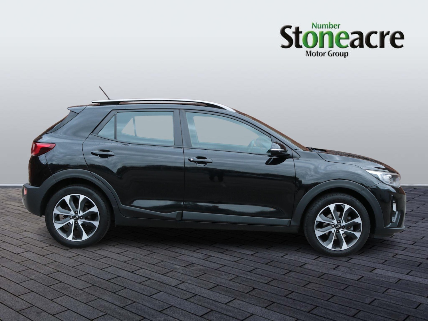 Used Kia Stonic 2018 for sale - 76561937: Photo 4