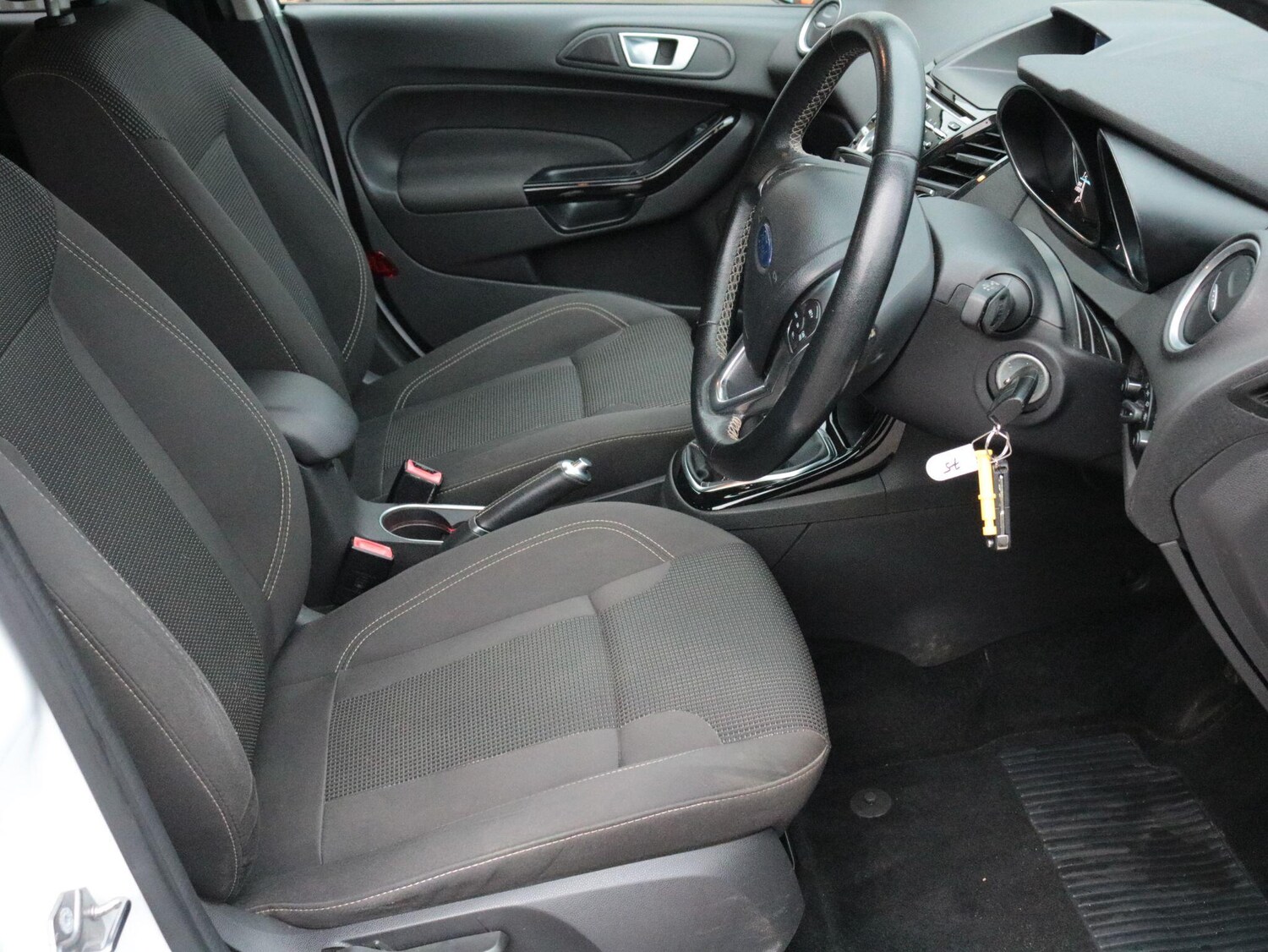 Used Ford Fiesta 2017 for sale - 77343787: Photo 13