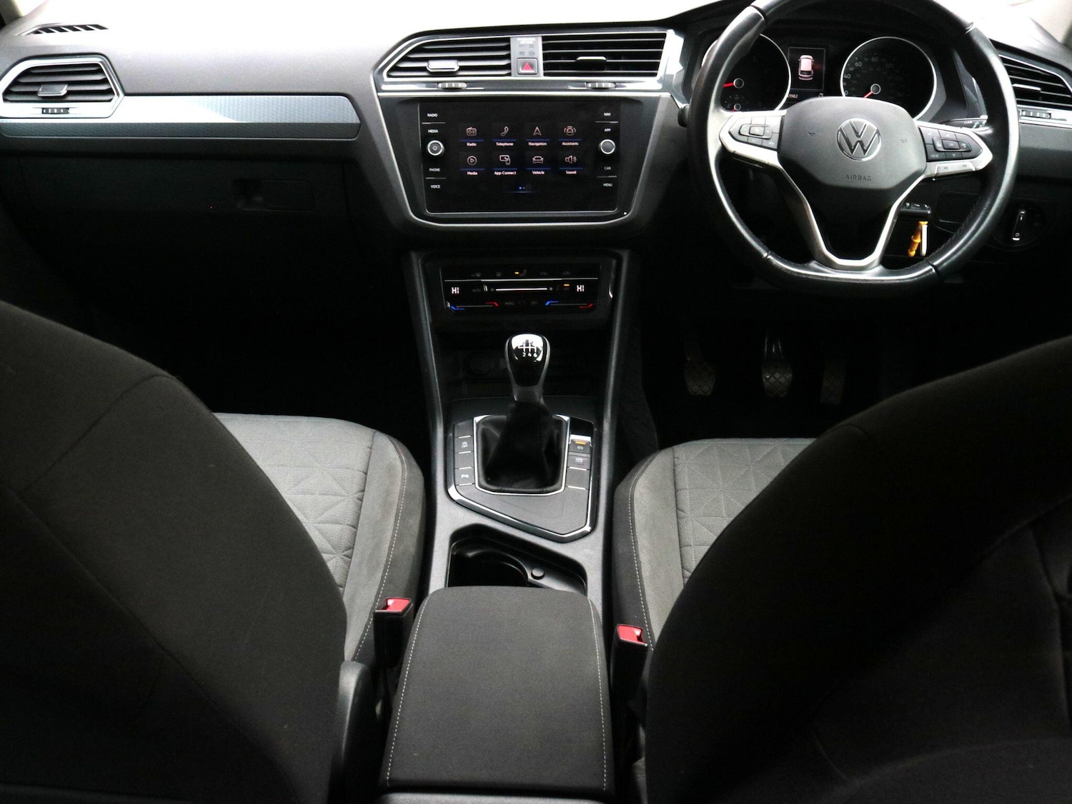 Used Volkswagen Tiguan 2022 for sale - 76849599: Photo 11