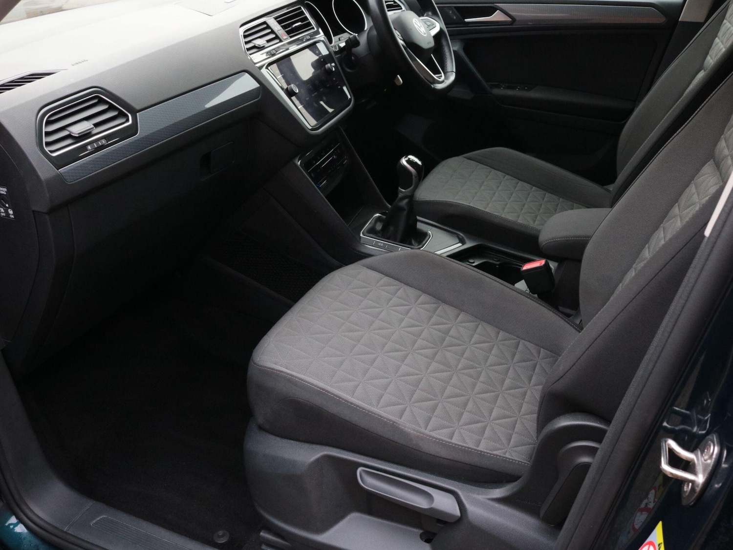 Used Volkswagen Tiguan 2022 for sale - 76849599: Photo 12