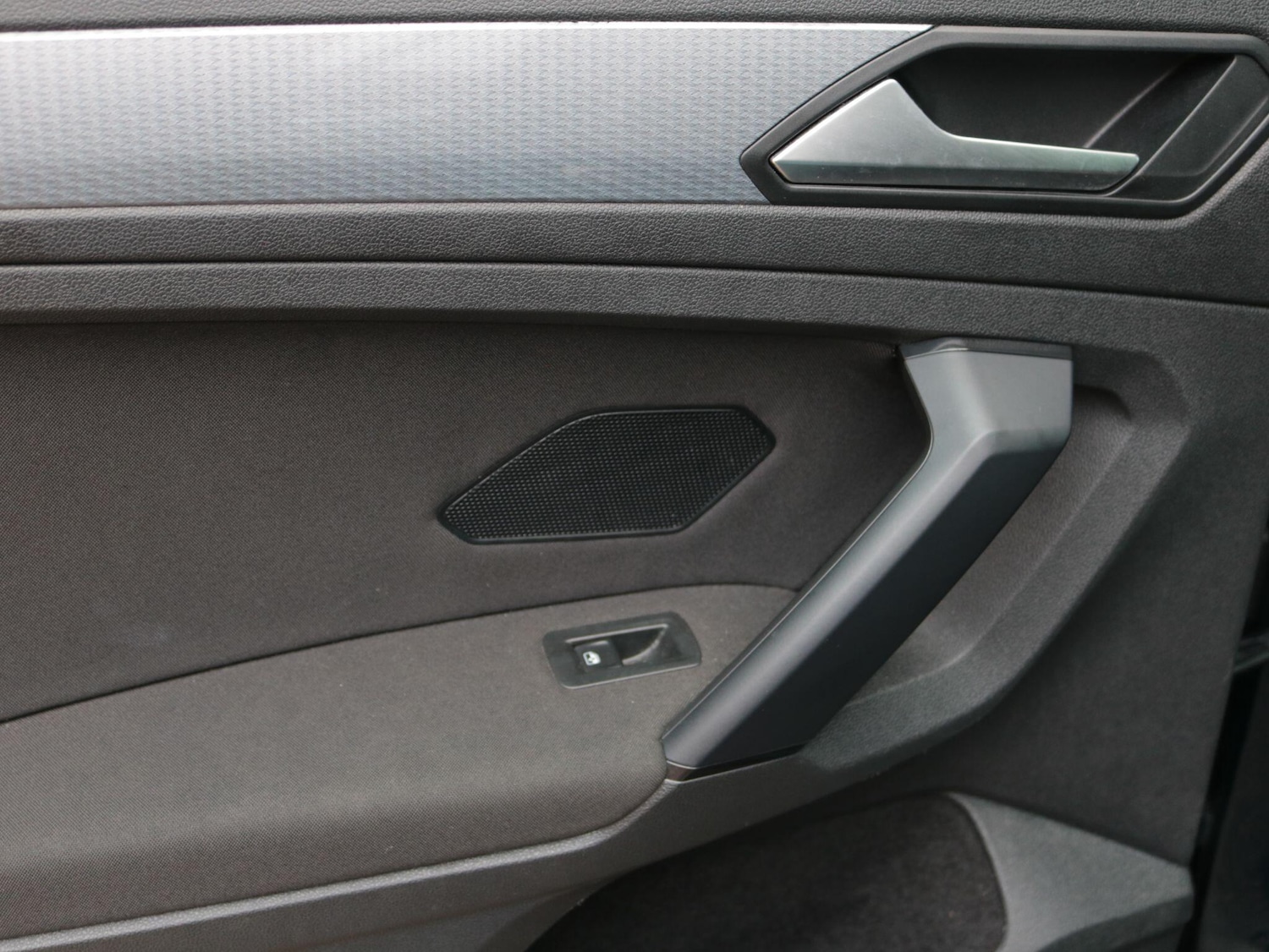 Used Volkswagen Tiguan 2022 for sale - 76849599: Photo 23