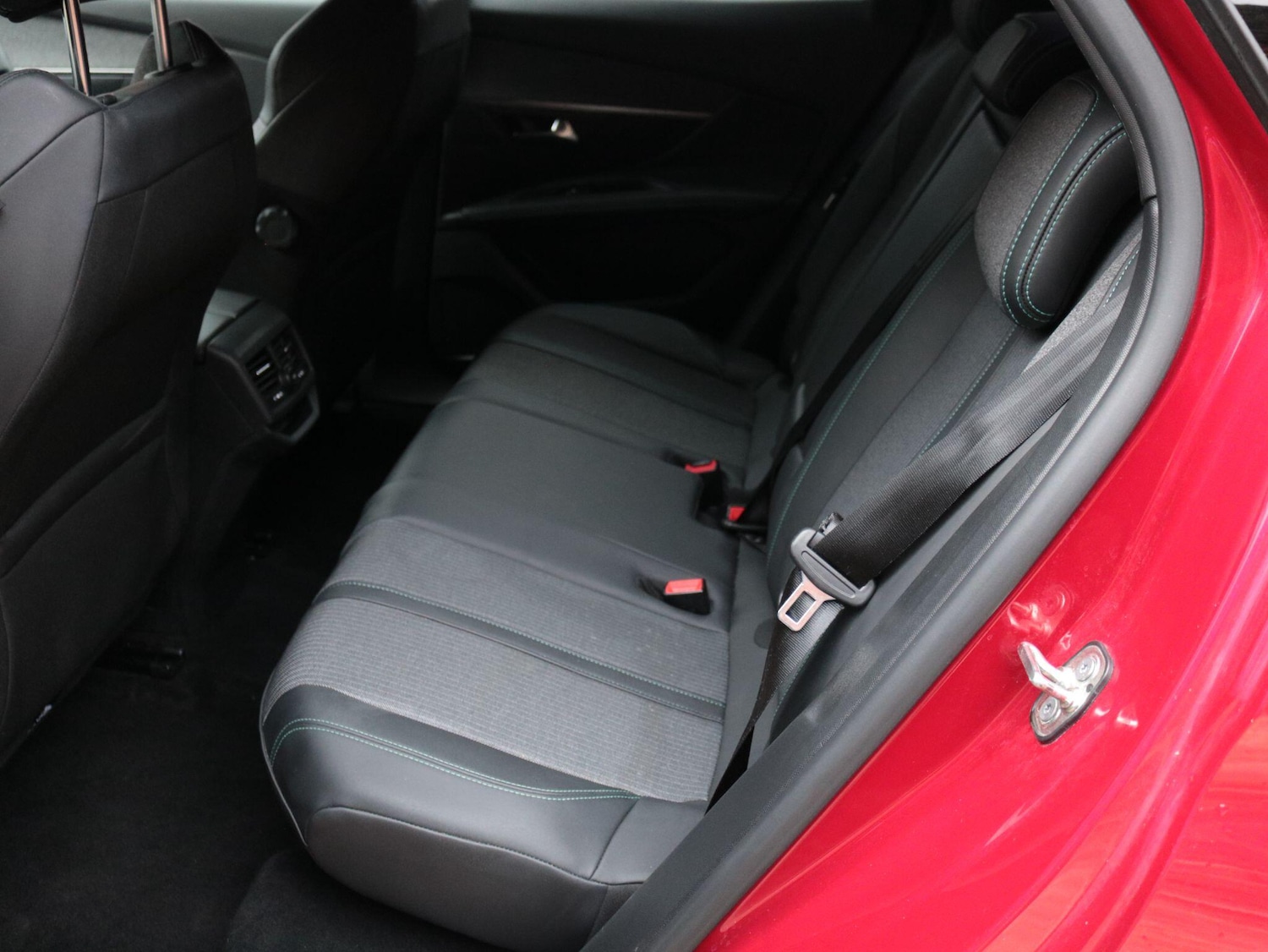 Used Peugeot 3008 2023 for sale - 77646943: Photo 27