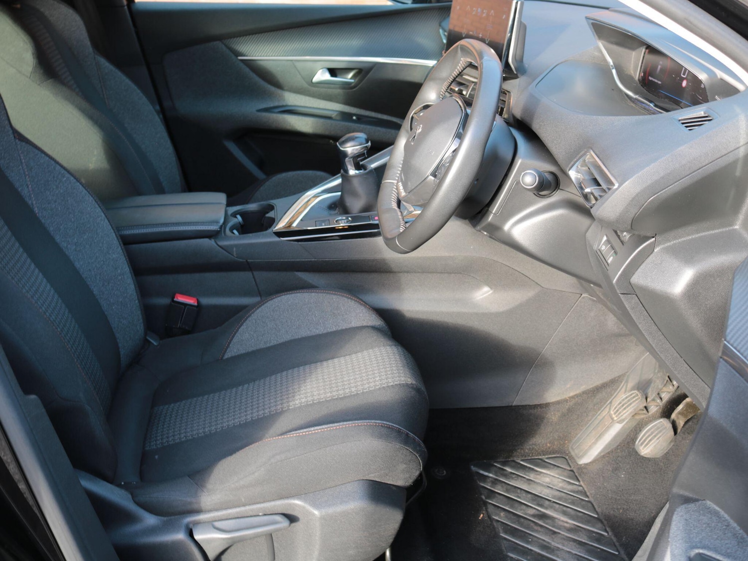 Used Peugeot 5008 2021 for sale - 76585183: Photo 13