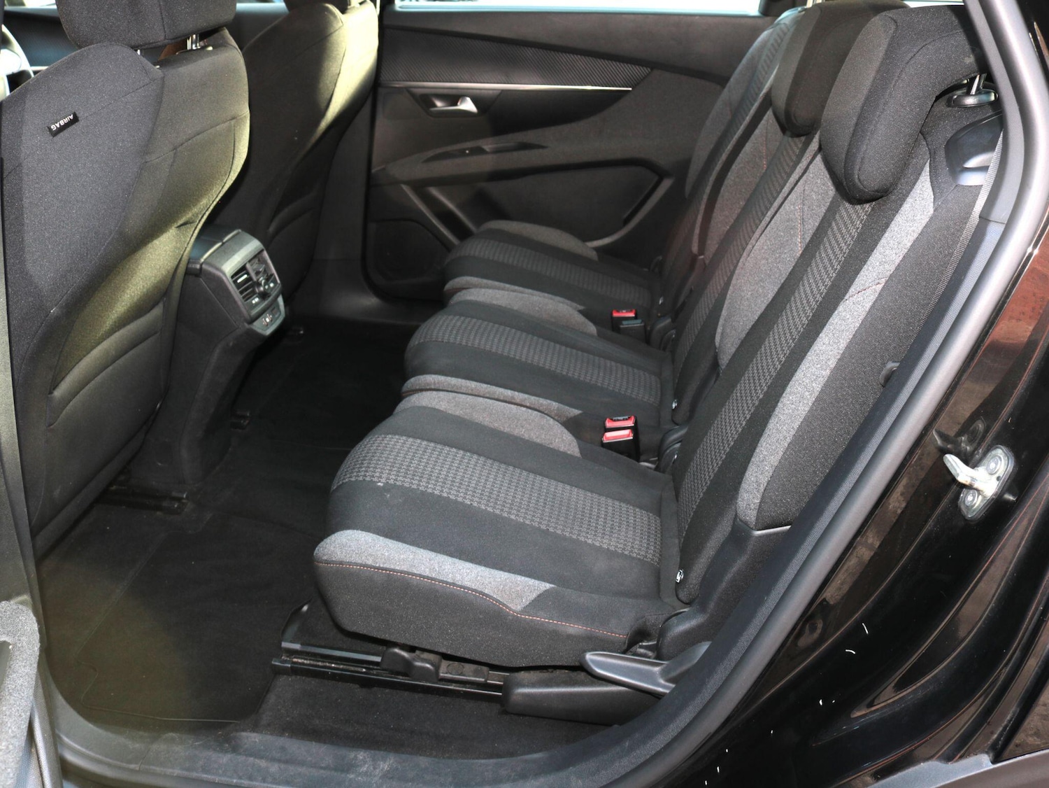 Used Peugeot 5008 2021 for sale - 76585183: Photo 25