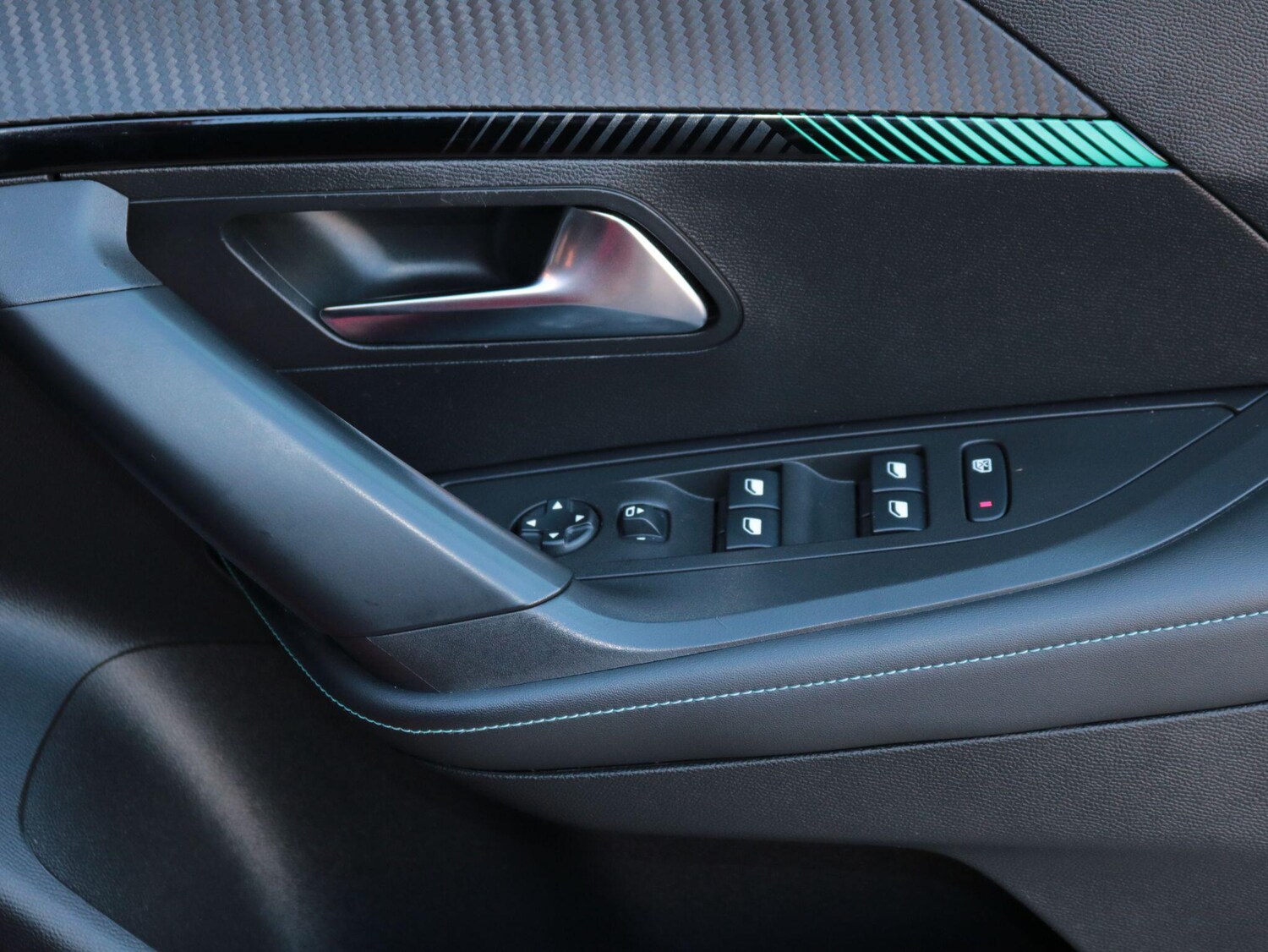 Used Peugeot 2008 2021 for sale - 78157728: Photo 26