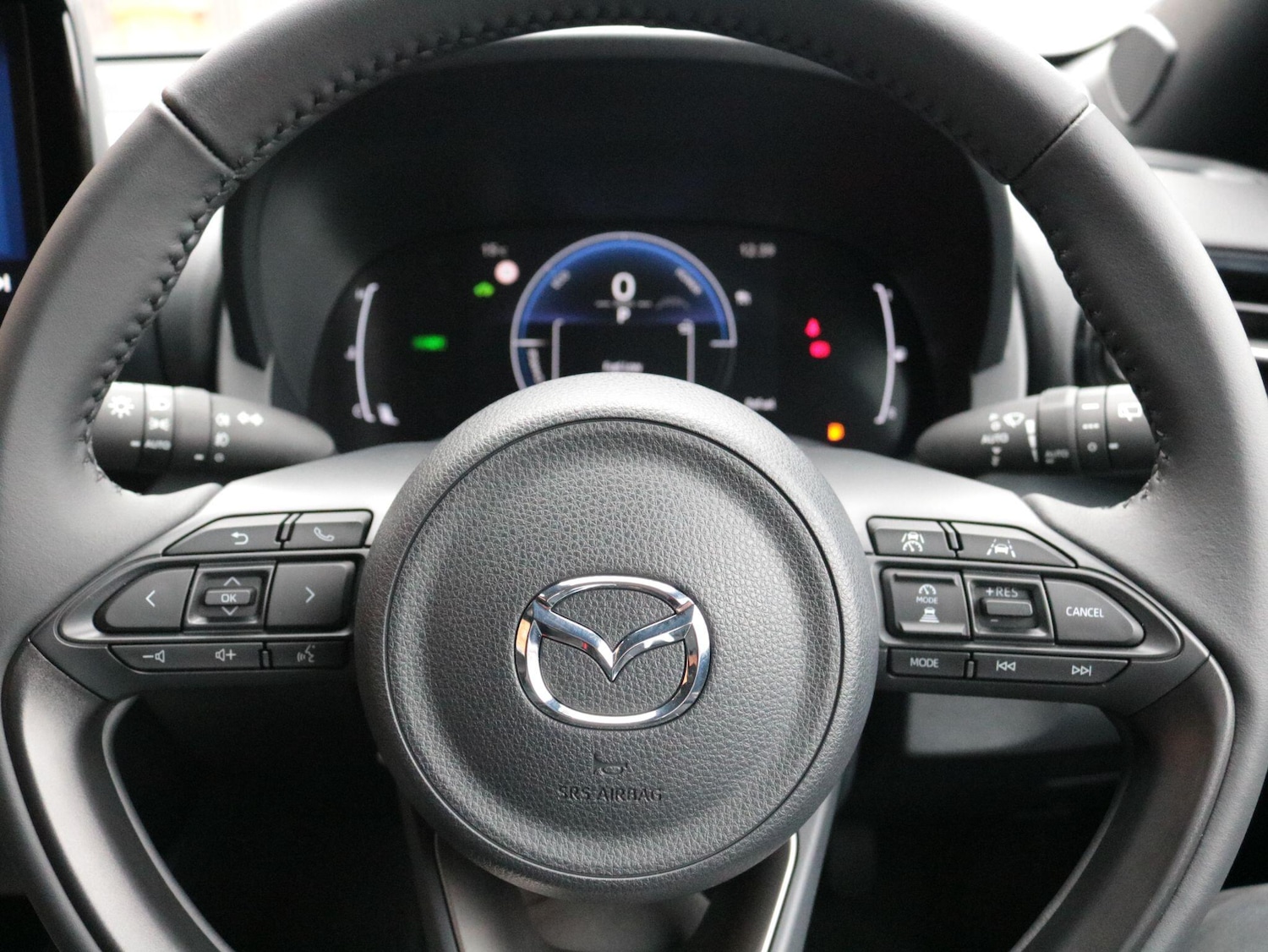 Used Mazda Mazda2 HYBRID 2025 for sale - 76306418: Photo 18