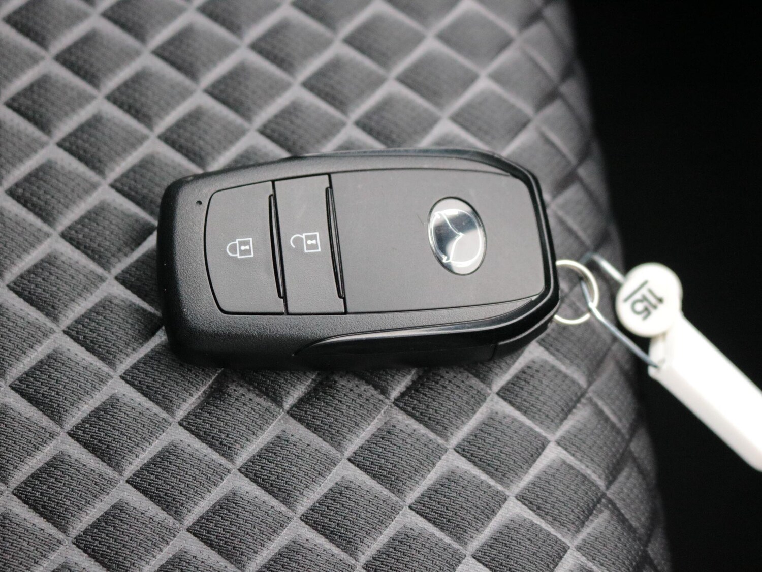 Used Mazda Mazda2 HYBRID 2025 for sale - 76306418: Photo 30