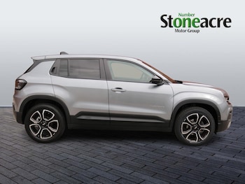 Used Jeep Avenger 2024 for sale - 79259500: Photo