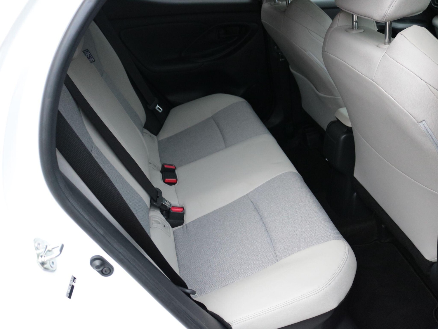 Used Toyota Yaris 2022 for sale - 77425435: Photo 21