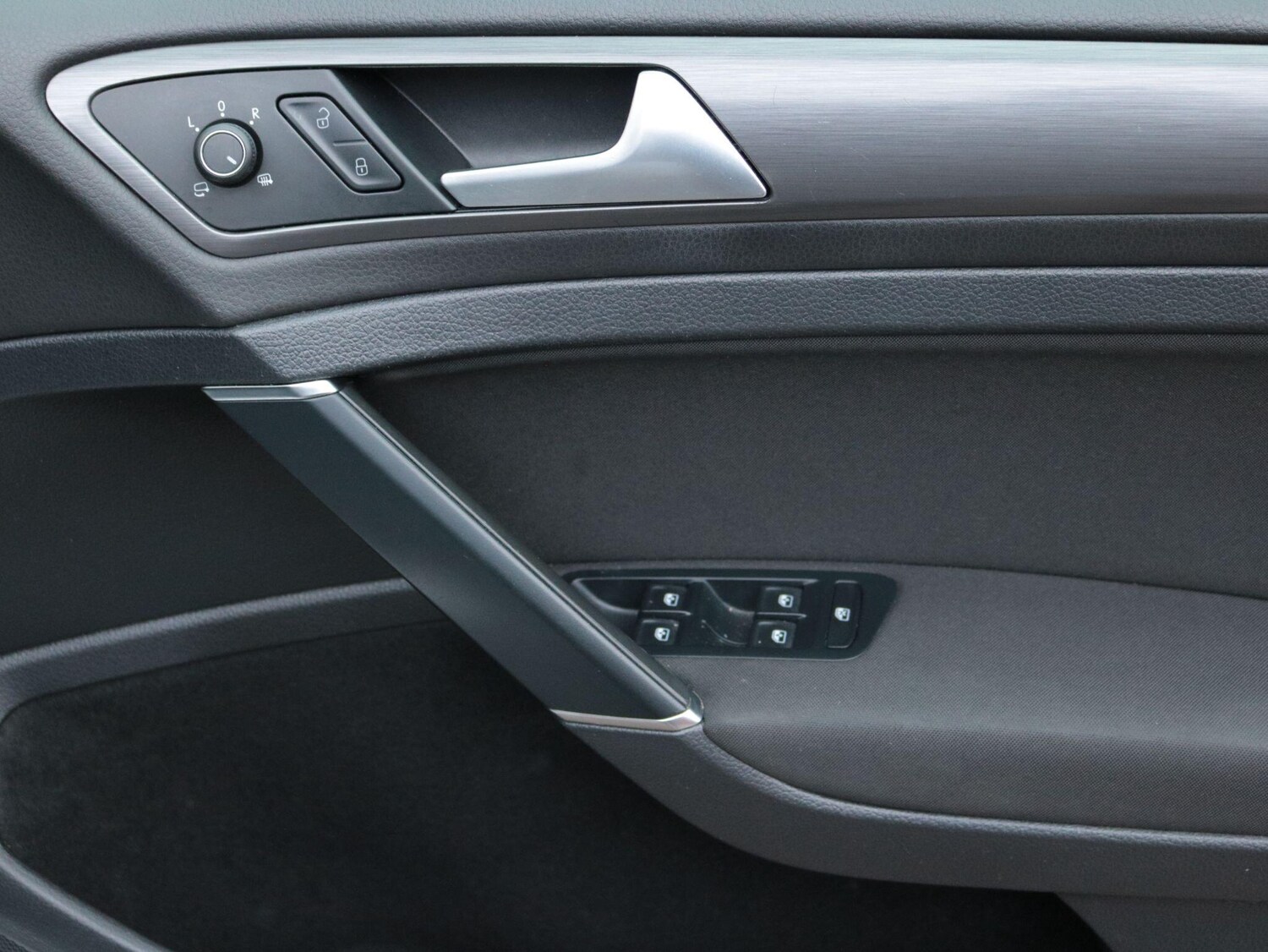 Used Volkswagen Golf 2018 for sale - 77468212: Photo 28