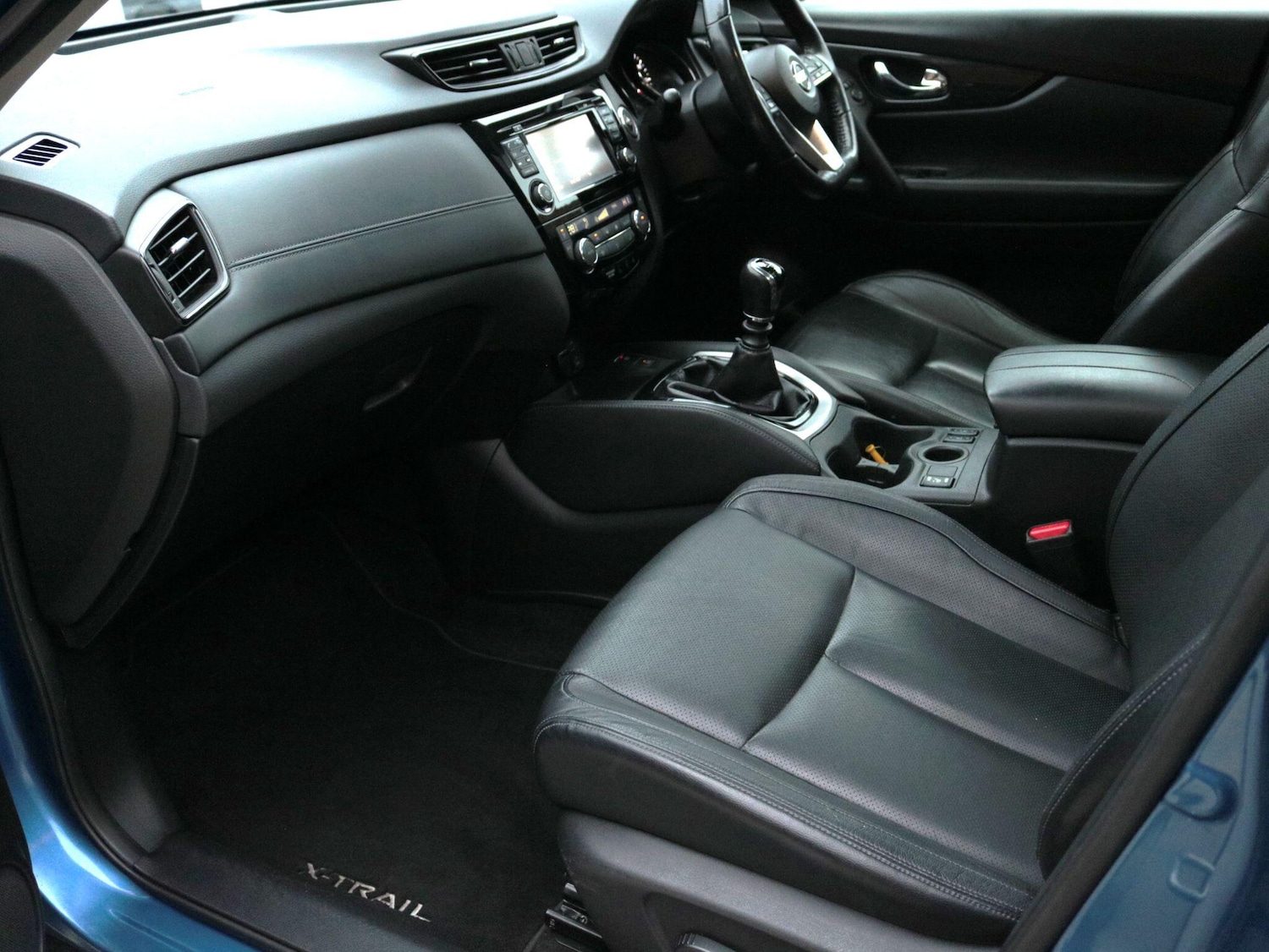 Used Nissan X-Trail for sale - 77710363: Photo 15