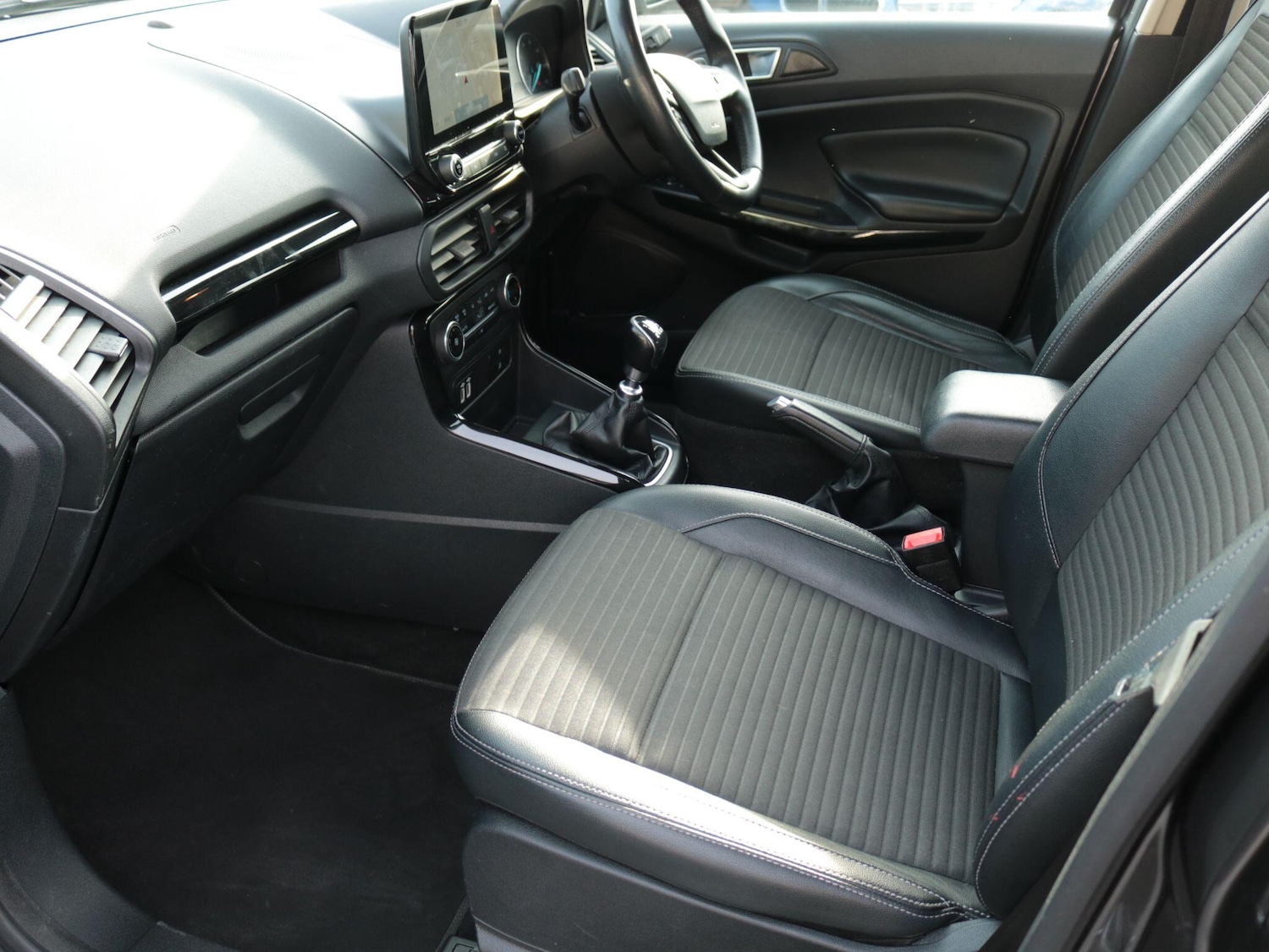 Used Ford Ecosport 2018 for sale - 77977873: Photo 15