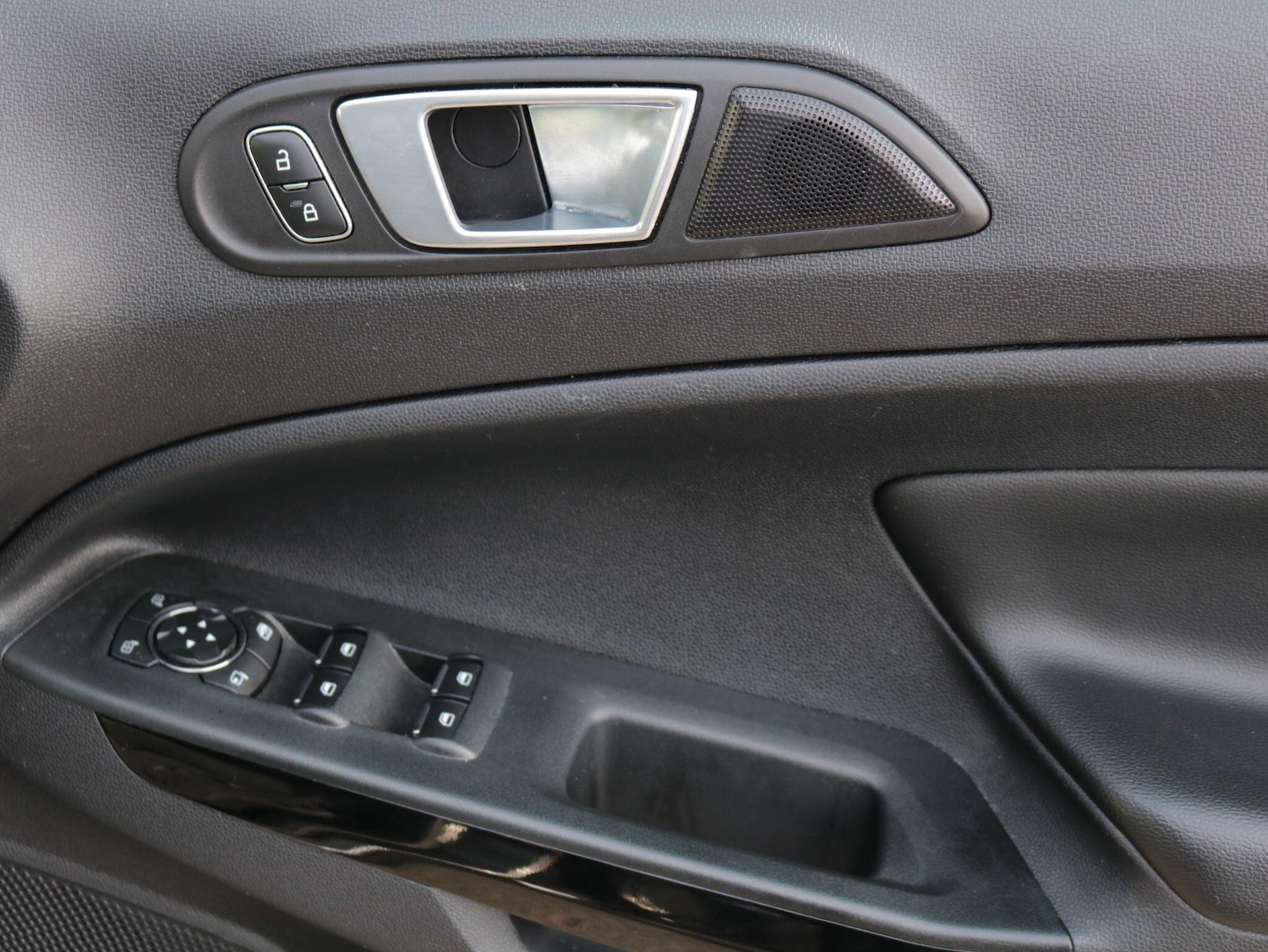 Used Ford Ecosport 2018 for sale - 77977873: Photo 25