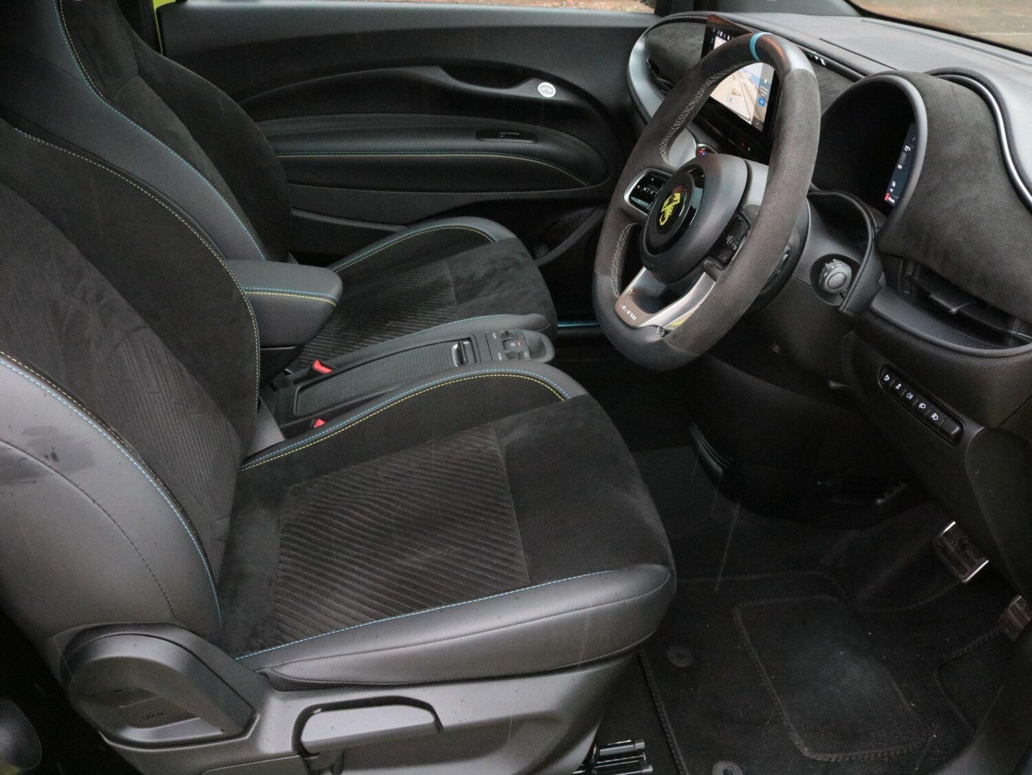 Used Abarth 500 2023 for sale - 76850090: Photo 13