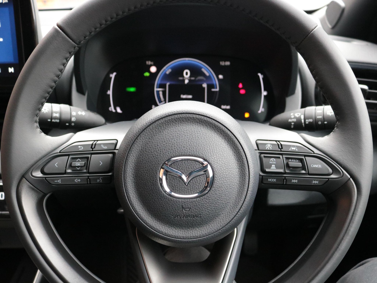 Used Mazda Mazda2 HYBRID 2025 for sale - 76378056: Photo 17