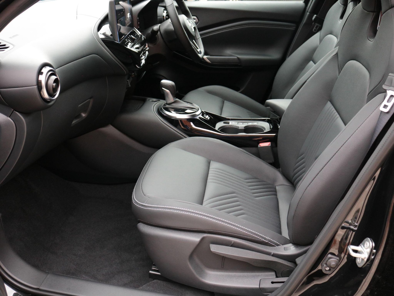 Used Nissan Juke 2025 for sale - 76137879: Photo 15