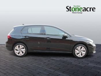 Used Volkswagen Golf 2025 for sale - 77710502: Photo