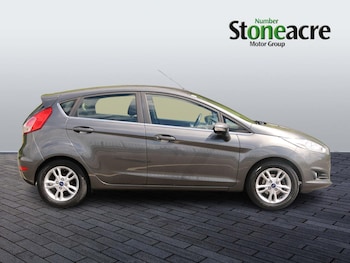Used Ford Fiesta 2016 for sale - 78759868: Photo