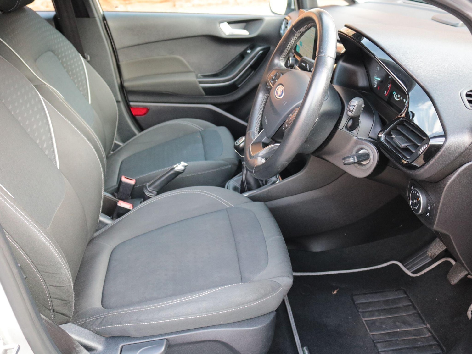 Used Ford Fiesta 2018 for sale - 76964481: Photo 13