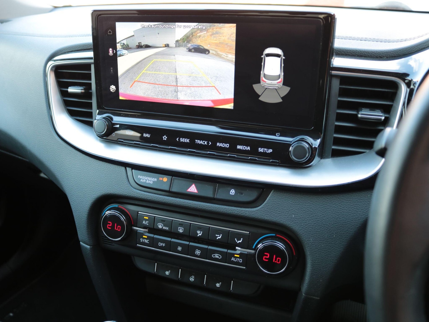 Used Kia XCeed 2023 for sale - 76572108: Photo 19