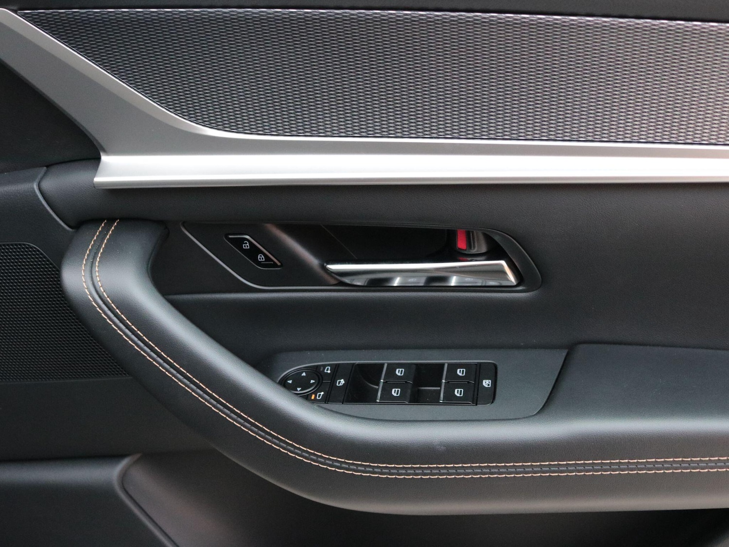 Used Mazda CX-80 2025 for sale - 76388426: Photo 29