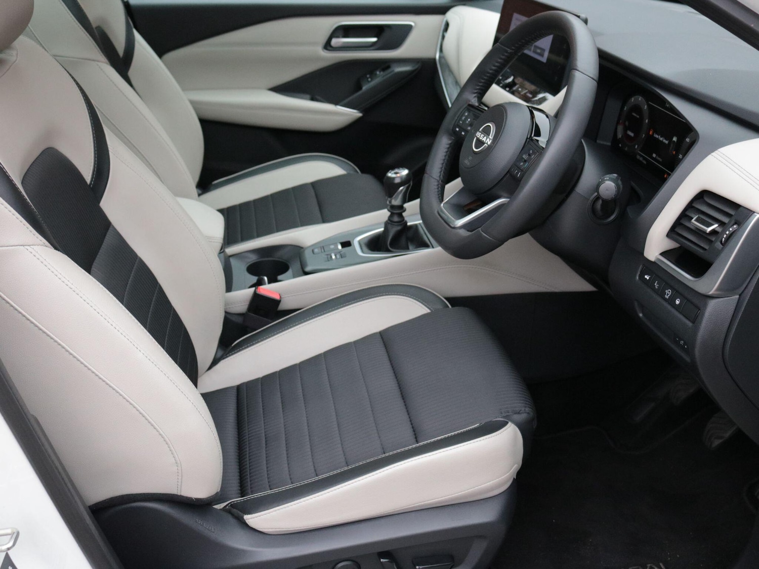 Used Nissan Qashqai 2023 for sale - 77132036: Photo 15