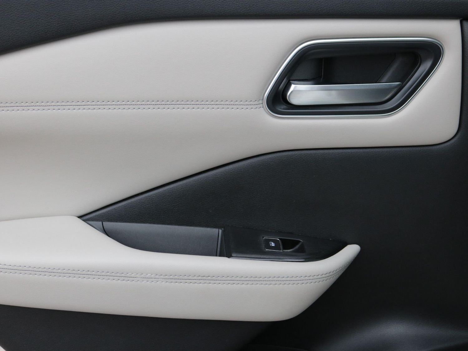 Used Nissan Qashqai 2023 for sale - 77132036: Photo 28