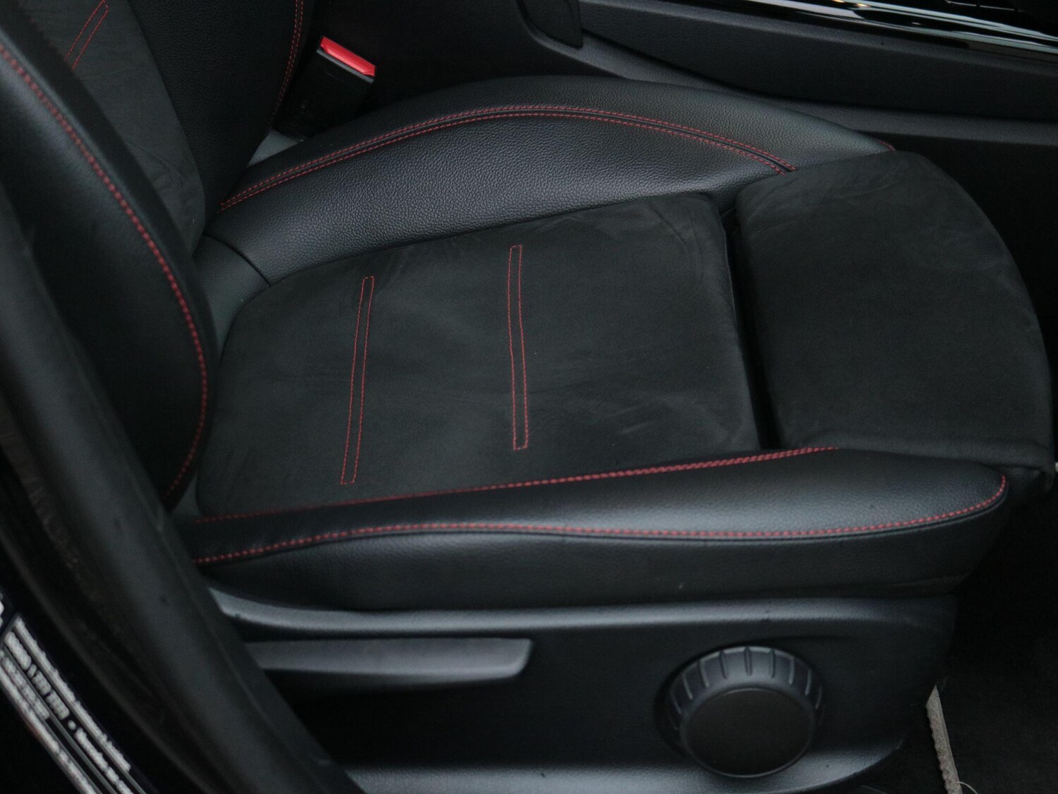 Used Mercedes-Benz A-Class 2020 for sale - 77469117: Photo 31