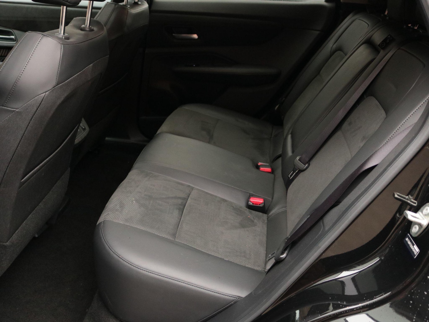 Used Nissan ARIYA 2025 for sale - 77238208: Photo 31