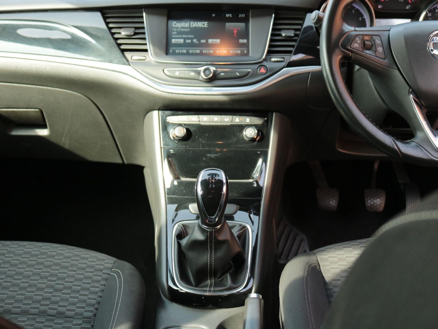 Used Vauxhall Astra for sale - 77977701: Photo 20